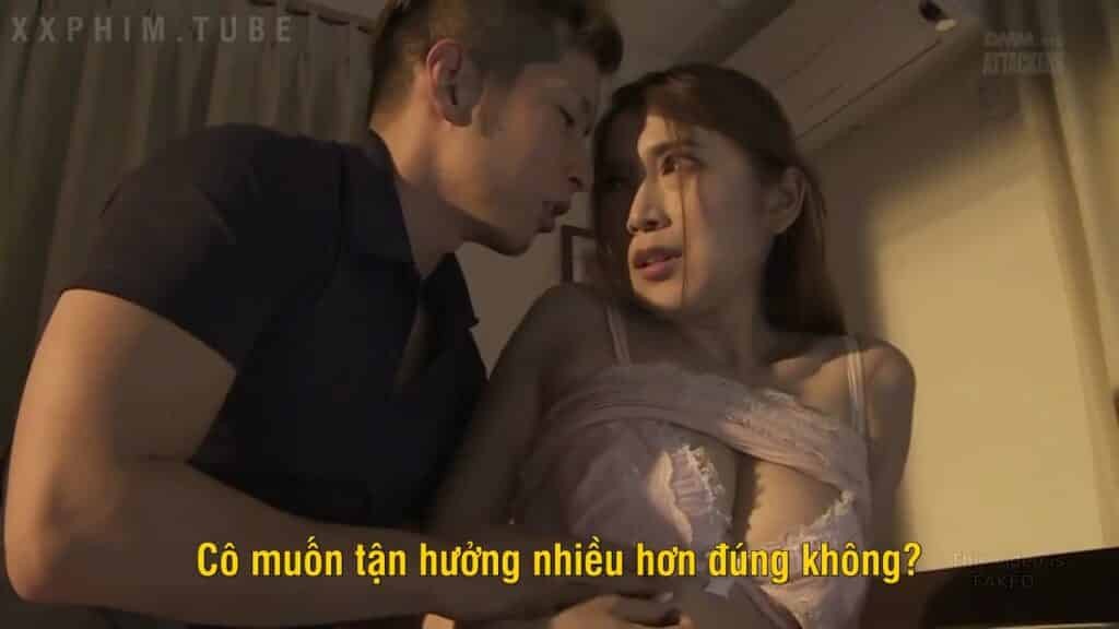 Nữ giúp việc làm vỡ đồ của chủ, phải dùng “thân xác” phục vụ để bồi thường